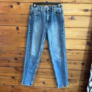 Urban Outfitters BDG Mom Jeans With Stich Details Size 27
